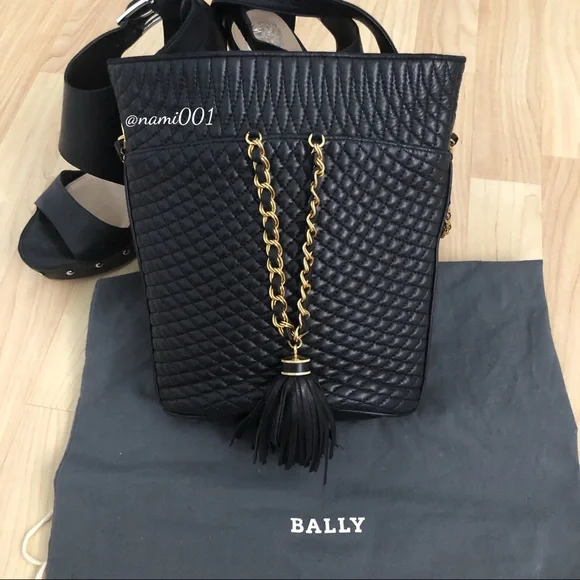 Vintage Bally Quilted Lambskin Shoulder Bag EUC - Picture 2 of 12